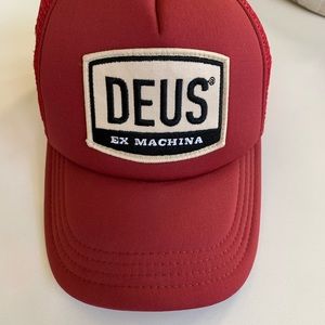 Deus Ex Machina Hat